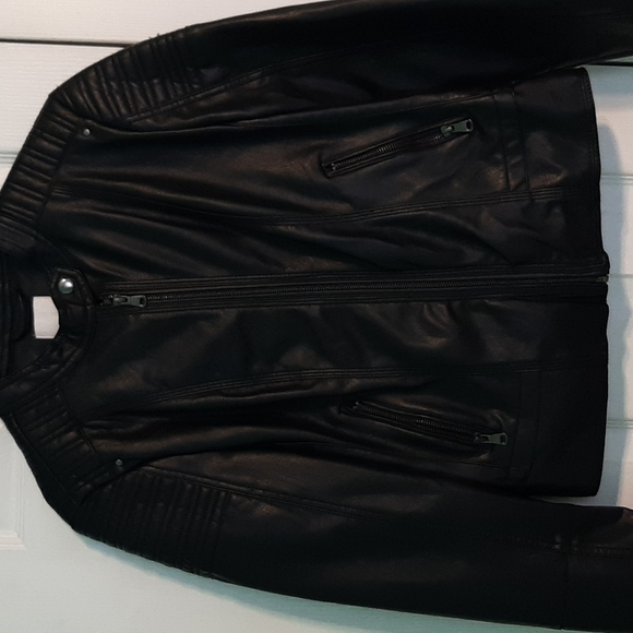 Jacket - Picture 2 of 7